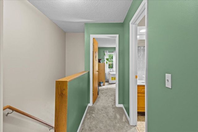 35 Brickyard Rd Unit 13, Essex, VT 05452
