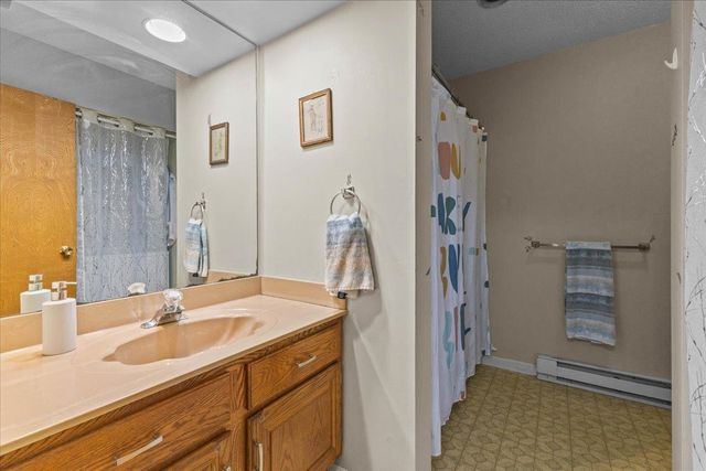 35 Brickyard Rd Unit 13, Essex, VT 05452