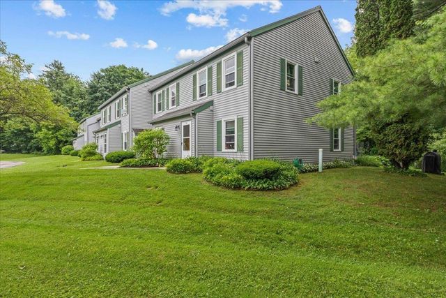 35 Brickyard Rd Unit 13, Essex, VT 05452