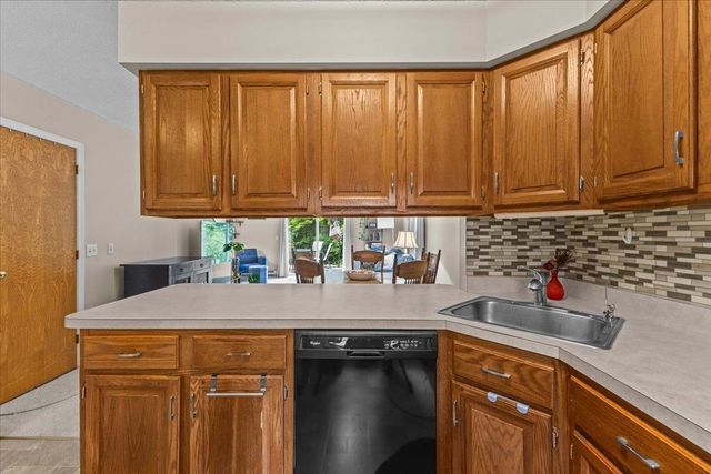 35 Brickyard Rd Unit 13, Essex, VT 05452