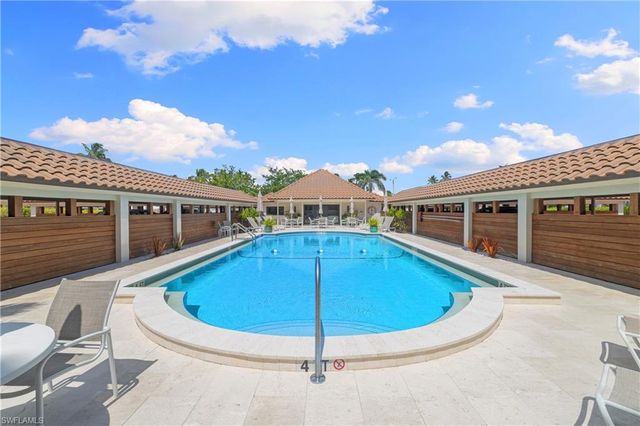 2600 Gulf Shore BLVD N 54, Naples, FL 34103