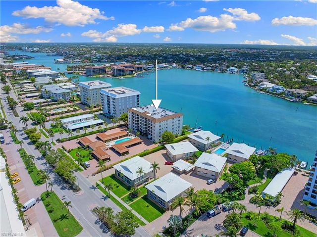 2600 Gulf Shore BLVD N 54, Naples, FL 34103