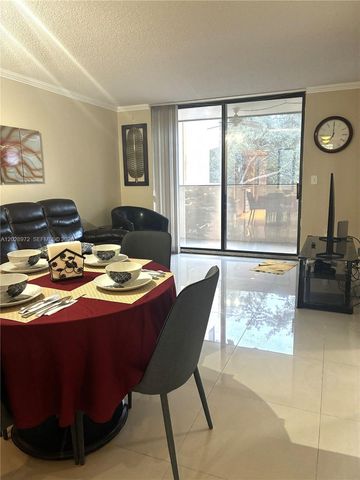 7451 NW 16th St 403, Plantation, FL 33313
