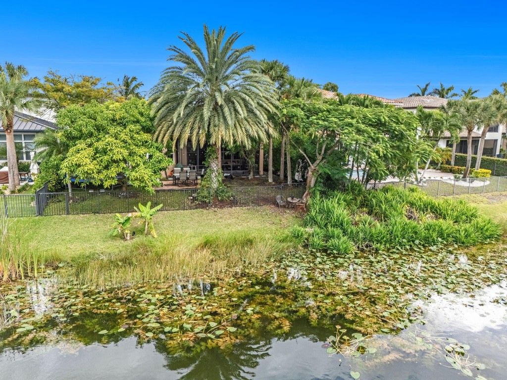 Image 16 of property listing at 8264 NW 107th Terrace, Parkland, FL 33076