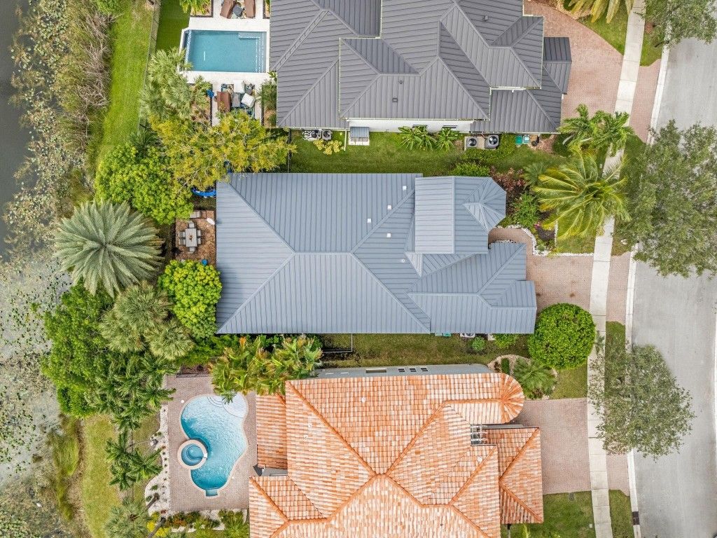 Image 18 of property listing at 8264 NW 107th Terrace, Parkland, FL 33076