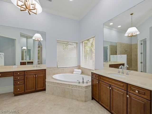 18091 Lagos WAY, Naples, FL 34110