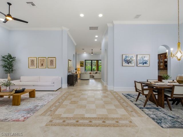 18091 Lagos WAY, Naples, FL 34110