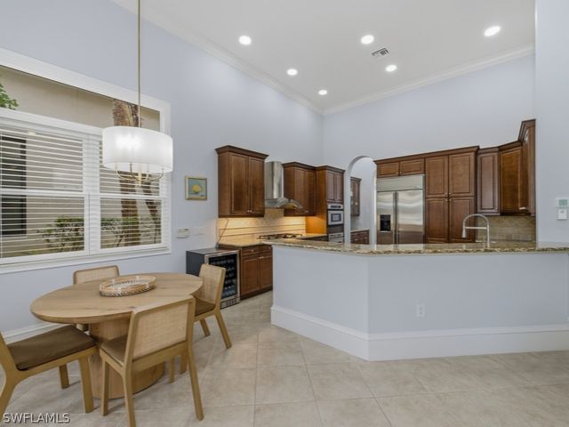 18091 Lagos WAY, Naples, FL 34110