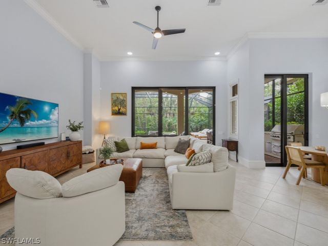 18091 Lagos WAY, Naples, FL 34110