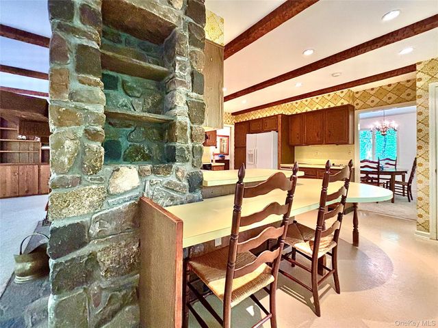 243 Fraleigh Lane, Red Hook, NY 12571