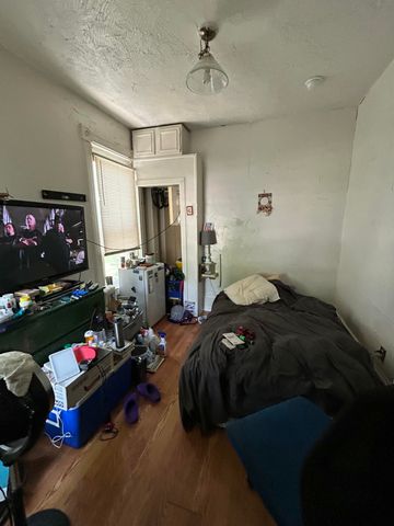 609 Emmet Street, Ypsilanti City, MI 48197