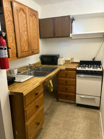 609 Emmet Street, Ypsilanti City, MI 48197