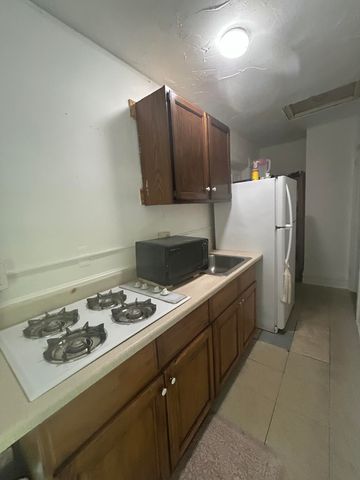 609 Emmet Street, Ypsilanti City, MI 48197