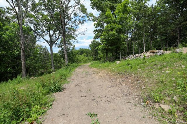750 Cow Hough Road, New Paltz, NY 12561