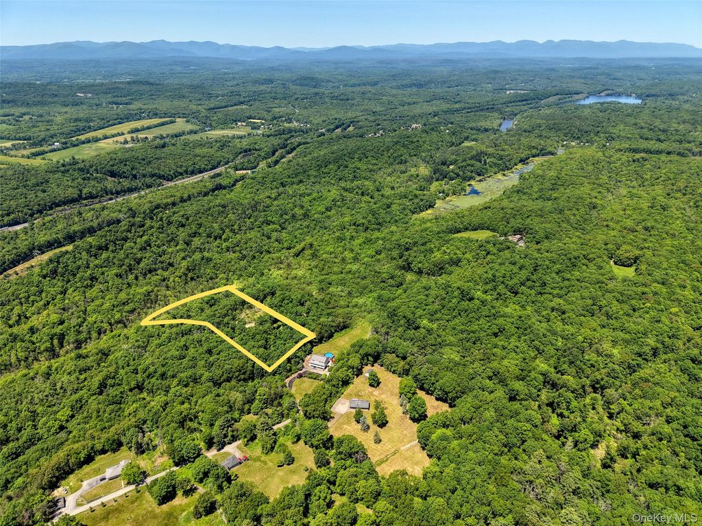 750 Cow Hough Road, New Paltz, NY 12561