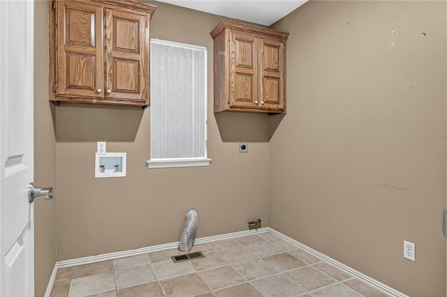 1113 Arapahoe Drive, Van Buren, AR 72956