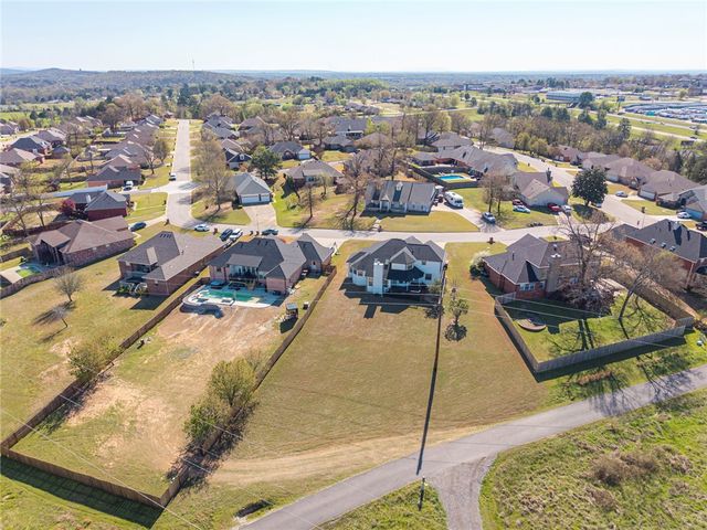 1113 Arapahoe Drive, Van Buren, AR 72956