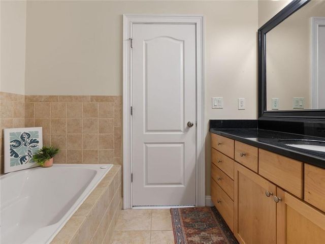 1258 Dekalb Avenue NE 135, Atlanta, GA 30307