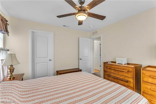 5940 Cape Hatteras, Vermilion, OH 44089