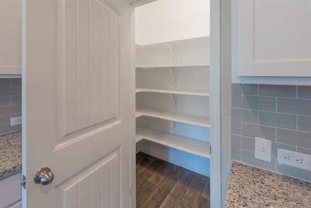 6621 Kildare DR, Georgetown, TX 78626