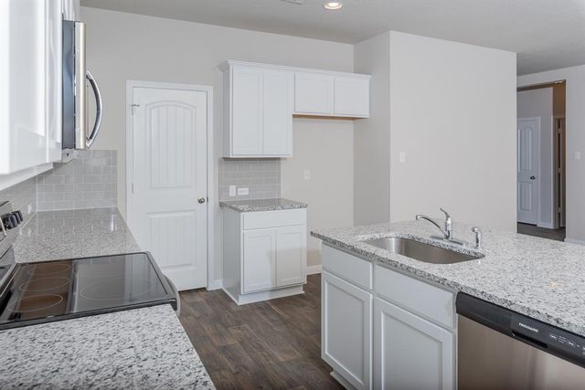 6621 Kildare DR, Georgetown, TX 78626
