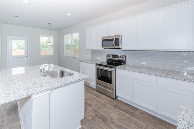 6621 Kildare DR, Georgetown, TX 78626