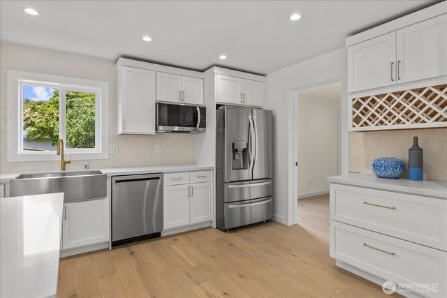230 SW 183rd Street, Normandy Park, WA 98166
