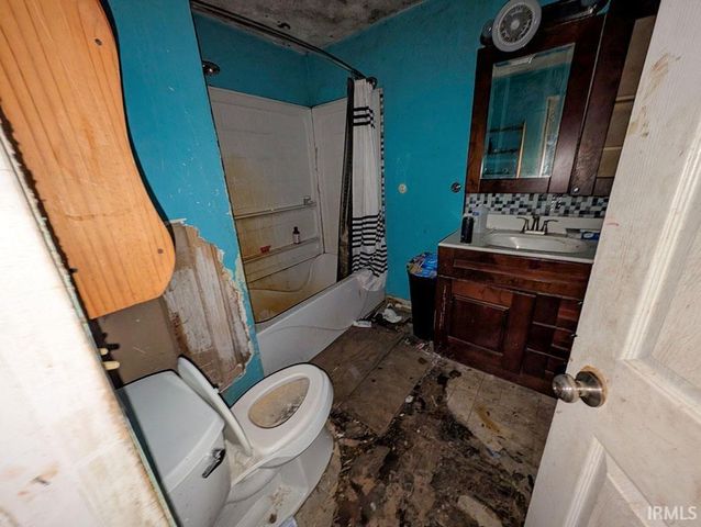 3251 N Us Highway 231 Highway, Spencer, IN 47460