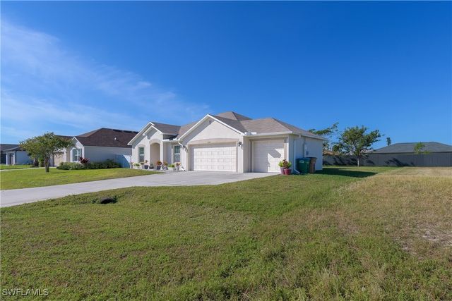 3524 SW 11th AVE, Cape Coral, FL 33914