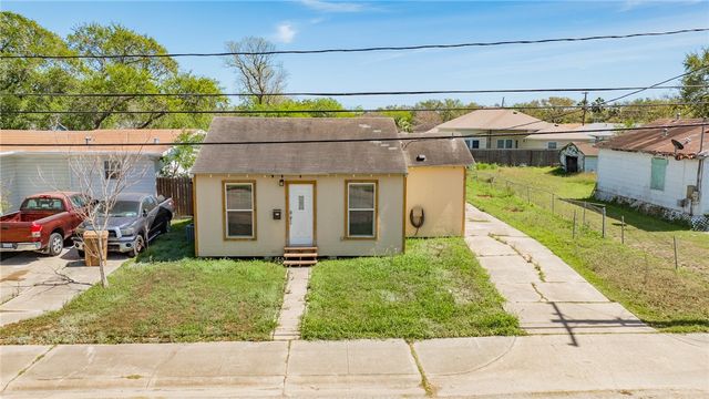 321 Paloma St, Corpus Christi, TX 78412