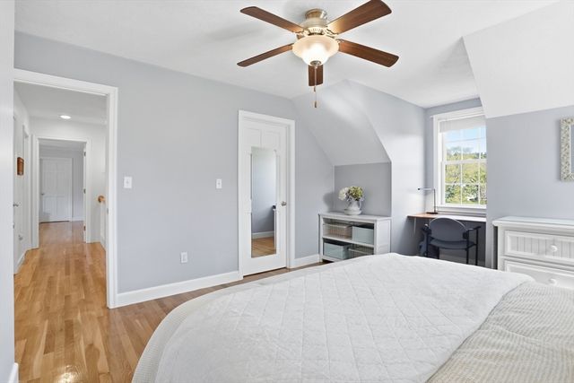 10 Hayrick Lane, Westford, MA 01886