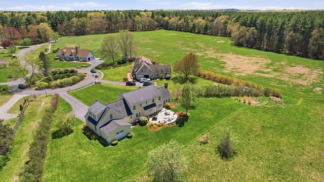 10 Hayrick Lane, Westford, MA 01886