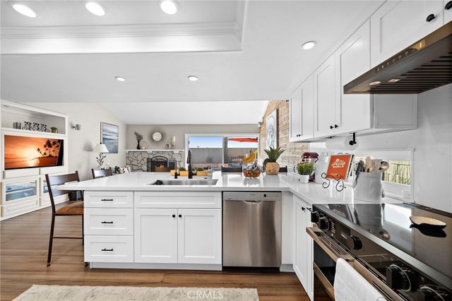 11088 Blue Allium Avenue, Fountain Valley, CA 92708