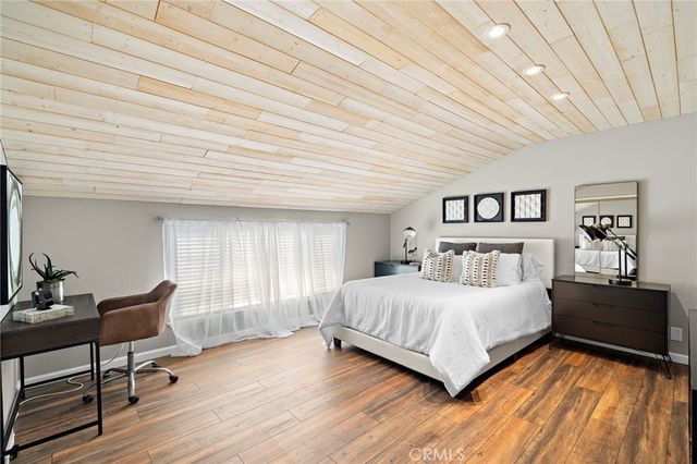 11088 Blue Allium Avenue, Fountain Valley, CA 92708