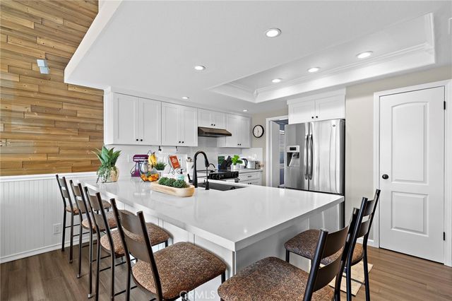 11088 Blue Allium Avenue, Fountain Valley, CA 92708