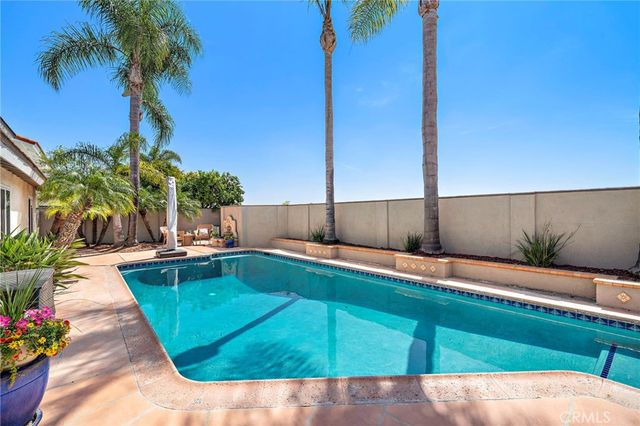 11088 Blue Allium Avenue, Fountain Valley, CA 92708