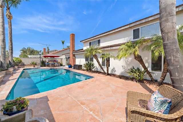 11088 Blue Allium Avenue, Fountain Valley, CA 92708