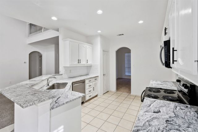 5841 Pearl Oyster Lane, Fort Worth, TX 76179