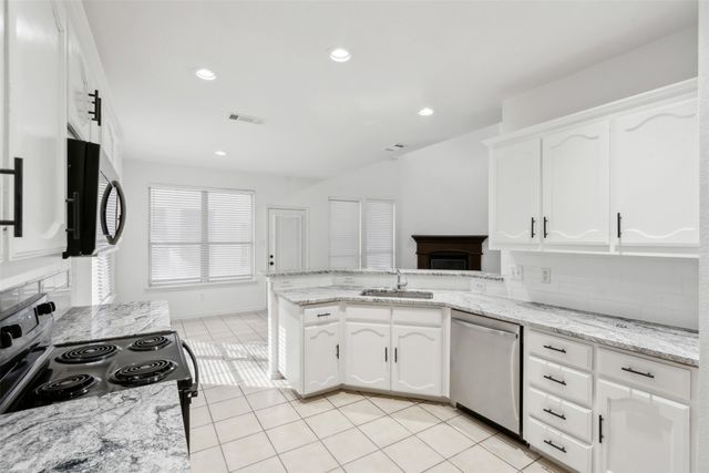 5841 Pearl Oyster Lane, Fort Worth, TX 76179