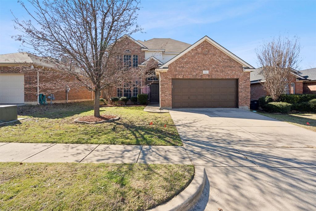 5841 Pearl Oyster Lane, Fort Worth, TX 76179