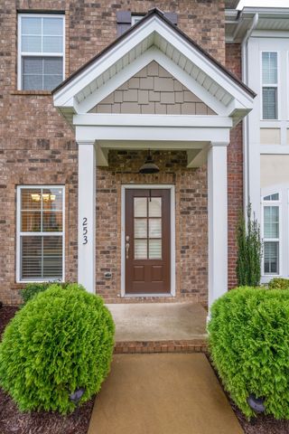 253 Mary Ann Cir, Spring Hill, TN 37174