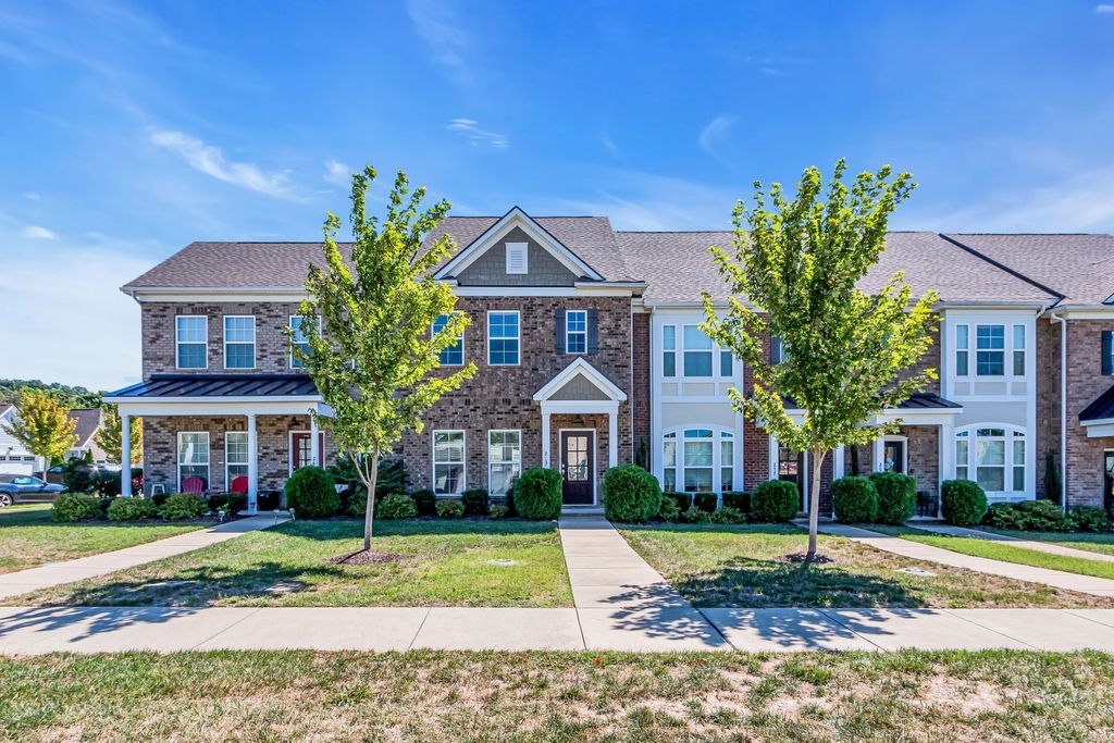 253 Mary Ann Cir, Spring Hill, TN 37174