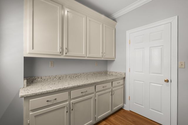 66 W Shore Dr., Hattiesburg, MS 39402