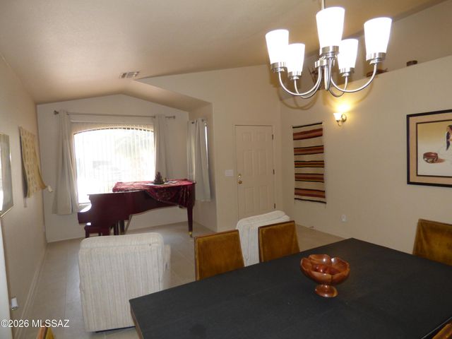 9516 N Flynn Way, Tucson, AZ 85742