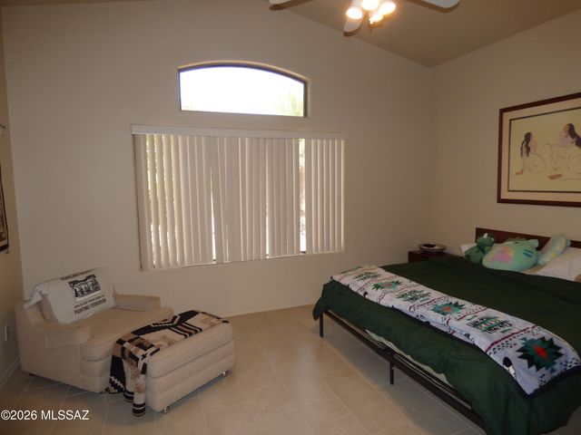 9516 N Flynn Way, Tucson, AZ 85742