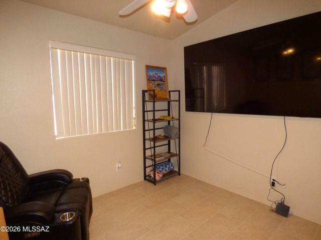 9516 N Flynn Way, Tucson, AZ 85742