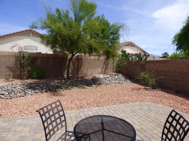 9516 N Flynn Way, Tucson, AZ 85742