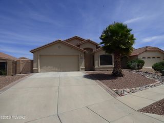 9516 N Flynn Way, Tucson, AZ 85742