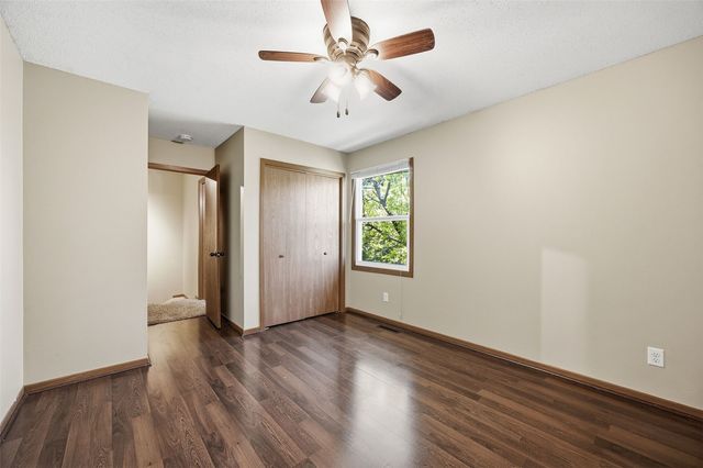 350 & 352 3rd Avenue, Marion, IA 52302