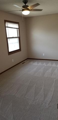 350 & 352 3rd Avenue, Marion, IA 52302
